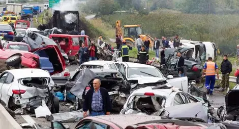 Българин арестуван за верижната катастрофа в Гърция