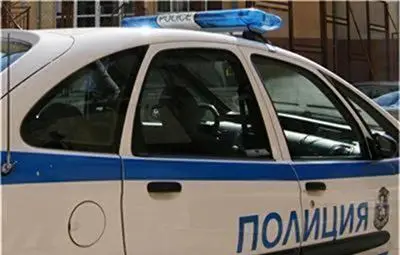 Възрастна жена отвлечена и принудена да изтегли кредит