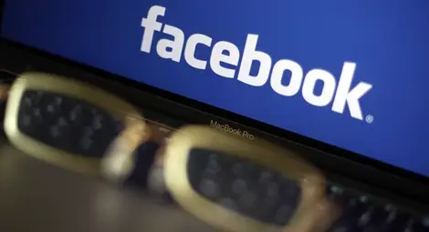 Фейсбук забранява публикации със сексуален подтекст