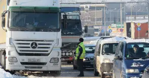 Тираджийски своеволия раждат хаос след хаос на „България“