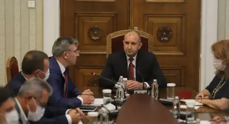 Радев: Коя е вашата родина, г-н Карадай? ; Карадайъ: Лицемерието е най-често използваният инструмент