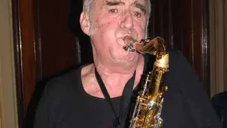 Денят на траур отлага джаз вечерта с Петьо Парчето в Клуба