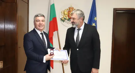 Генералният консул на Турция в Бургас Толга Оркун гостува в Русе по покана на областния управител Драгомир Драганов