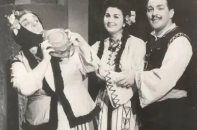 Якимова в ролята на Стрина Драгана от &bdquo;Имало едно време&ldquo; на П. Хаджиев, 1960 г.