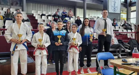Всички състезатели на русенския СК &bdquo;Динамо&ldquo; спечелиха медали от международен турнир по джиу-джицу