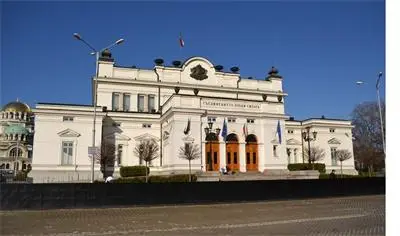 В петък решават за промяната на Конституцията, днес Борисов и Първанов преговарят