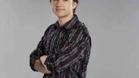 Аштън Къчър е новата звезда в премиерния 9-ти сезон на &bdquo;Двама мъже и половина&rdquo; /галерия/