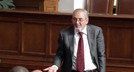 Местан: Без персонални промени в кабинета до евровота