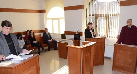 Магистрати ще броят бюлетините от балотажа в Полско Косово