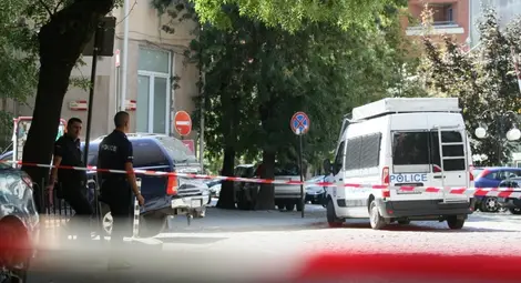 Писмата с бомбени заплахи идват от Швейцария и Сейшелите