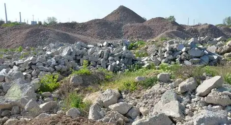 Блокираха инсталацията за строителни отпадъци