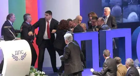 25-годишен от Бургас е нападателят на Доган