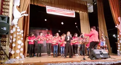2600 лева събра пъстър концерт  на талантливи деца и младежи