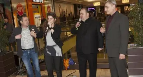 Печенката учи Любо Нейков на бийтбокс