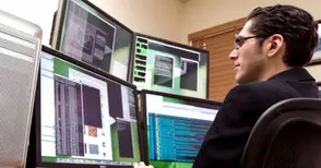 „Синята карта“ с още облекчения за наемането на специалисти от чужбина