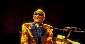 Никога не съм искал да съм известен. Исках само да съм велик