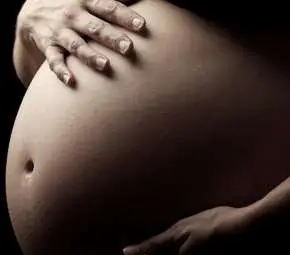 Учителка бременна с 12 бебета!