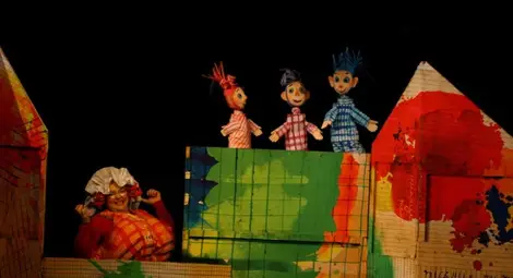 Куклениците вече радват с по  две представления всяка неделя