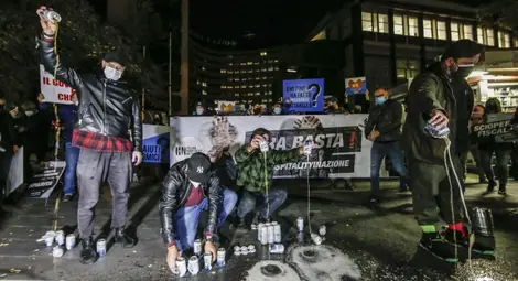 В цяла Европа протестират срещу COVID ограниченията