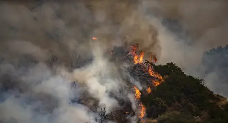 Аномалии на времето в САЩ - бури на Източния бряг, пожари на запад Аномалии на времето в САЩ - бури на Източния бряг, пожари на запад