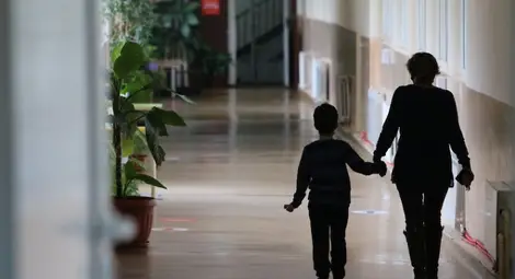 Учениците от 5 до 12 клас в София минават на онлайн обучение от 21 октомври