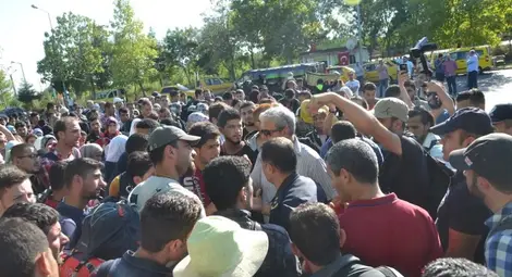 Бежанците в Одрин: Ако не по суша, по море ще стигнем до Европа