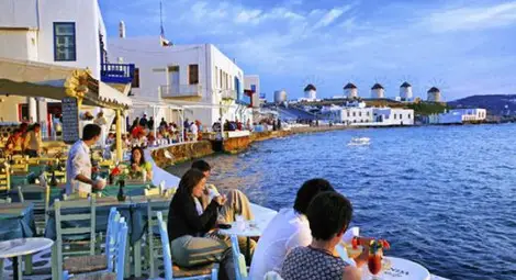 Гърция се опита да успокои туристите