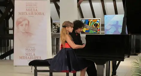 Четири русенчета донесоха пет  награди от клавирен конкурс