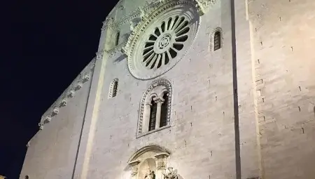 Русенци от &bdquo;Свети Николай&ldquo; се поклониха  пред мощите на светеца-патрон в Бари