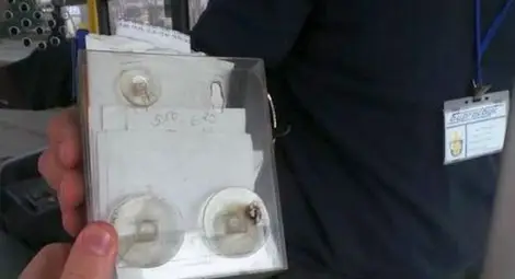 Стрелецът по автобуса в Бургас - слаб мъж с черно яке