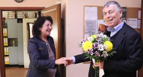 Строителната гимназия в Русе отбелязва 75 години от създаването си Строителната гимназия в Русе отбелязва 75 години от създаването си