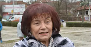 Янка Такева: До 40 кандидати за учителско място в големите градове, минималната заплата върви към 1900 лева