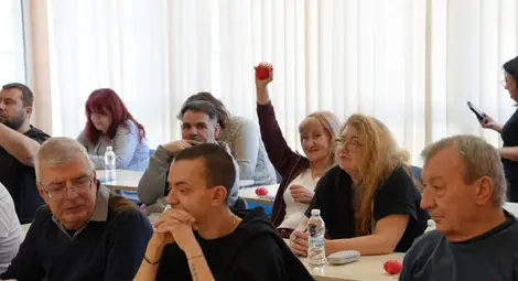 &bdquo;Медика&ldquo; въвежда иновативни технологии за регенерация и контрол на болката, неврологът проф. Пламен Божинов се присъединява към екипа