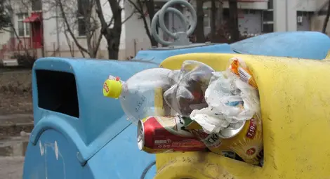 Фирмите по чистотата глобени с половин милион заради камарите с боклук в Русе