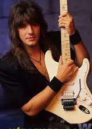 Бон Джоуви уволни китариста Ричи Самбора Бон Джоуви уволни китариста Ричи Самбора
