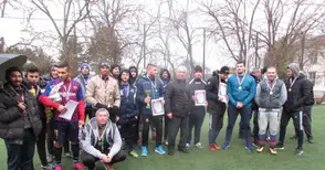 Ценово посрещна празниците с турнир по футбол