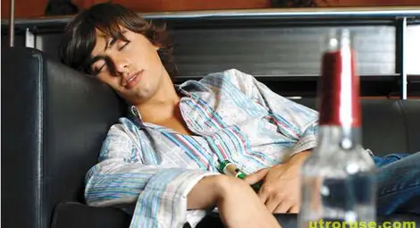 Махмурлукът е по-тежък при пушачите