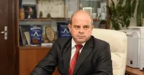 Преизбраха Стоилов в управата на сдружението на общините