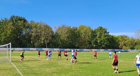 Батин елиминира &bdquo;Локомотив&ldquo; в турнира за купата на АФЛ