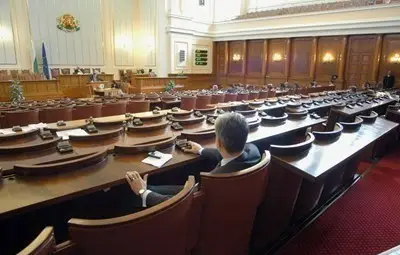 Парламентарният контрол ще се излъчва вече само по БНТ 2