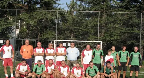 Ветерани отбелязаха с мач юбилея на футбола в Ценово