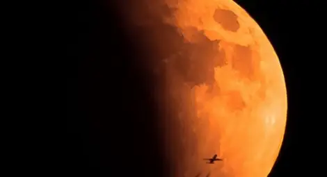 Ето я най-красивата СНИМКА на кървавата Суперлуна