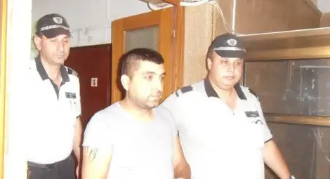 Франция поиска ареста на българин, осъден задочно за сводничество