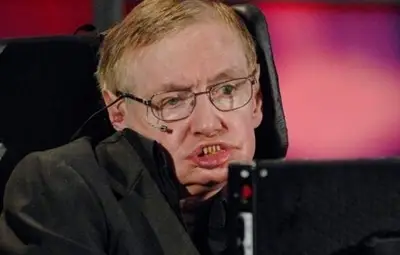 Учени и известни личности отдадоха почит към Стивън Хокинг в социалните мрежи