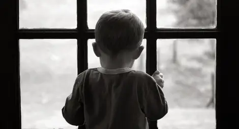 Закриват нови 4 дома за деца с увреждания