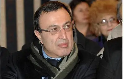 Петър Стоянов: Не ни учат да спазваме закона, а как да не ни хванат