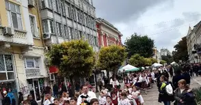 Силистренски гайдари откриха  фолклорния фестивал „Северина“