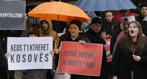 Извънредно положение в Косово - узакониха режима на тока за 60 дни