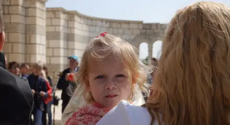 Държавата ще осигурява бавачки на децата, за които няма място в градините