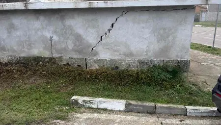 Спукана тръба доведе до пропадане на главната улица в село Екзарх Йосиф Спукана тръба доведе до пропадане на главната улица в село Екзарх Йосиф